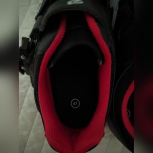 Peloton Spin Shoes sz 41 (compatible with SoulCycle, etc)